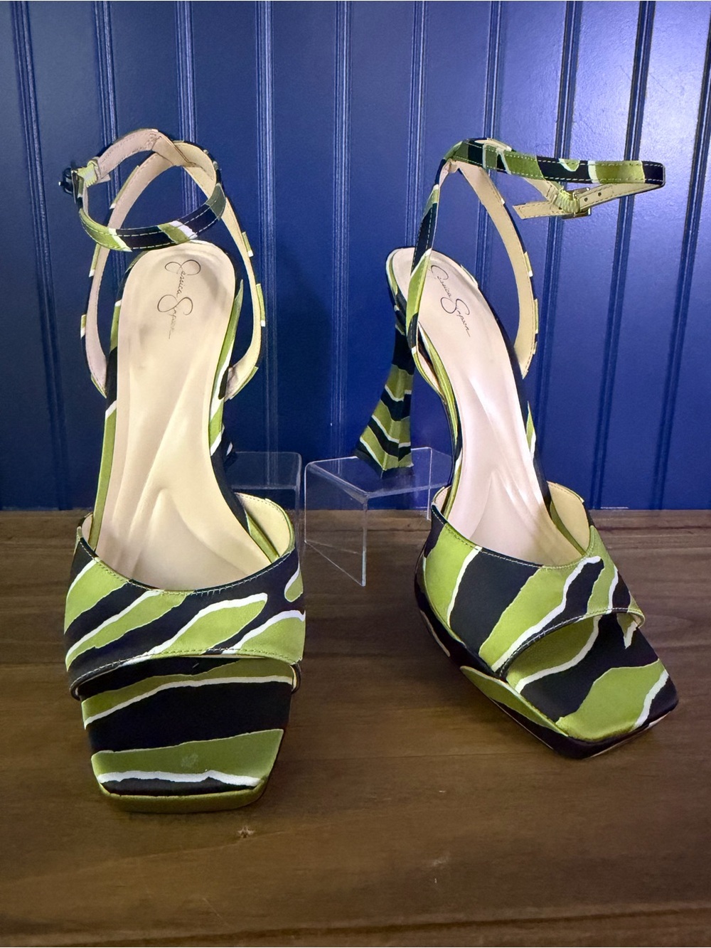 NIB Jessica Simpson Jixte Green Black Zebra Platform Heels 11M